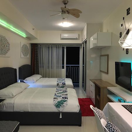 Breezy Wind 19Twentysix Appartamento Tagaytay City Esterno foto
