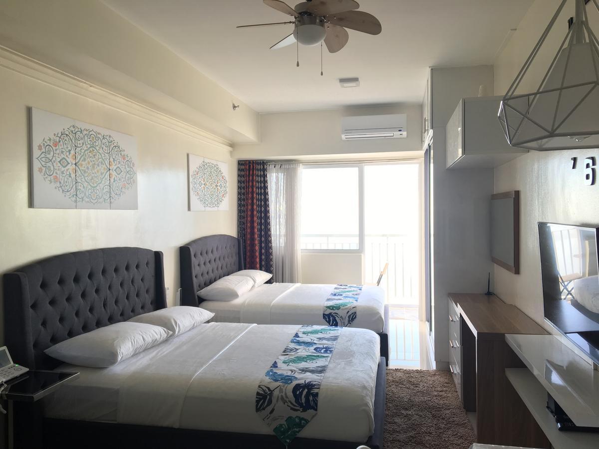 Breezy Wind 19Twentysix Appartamento Tagaytay City Esterno foto