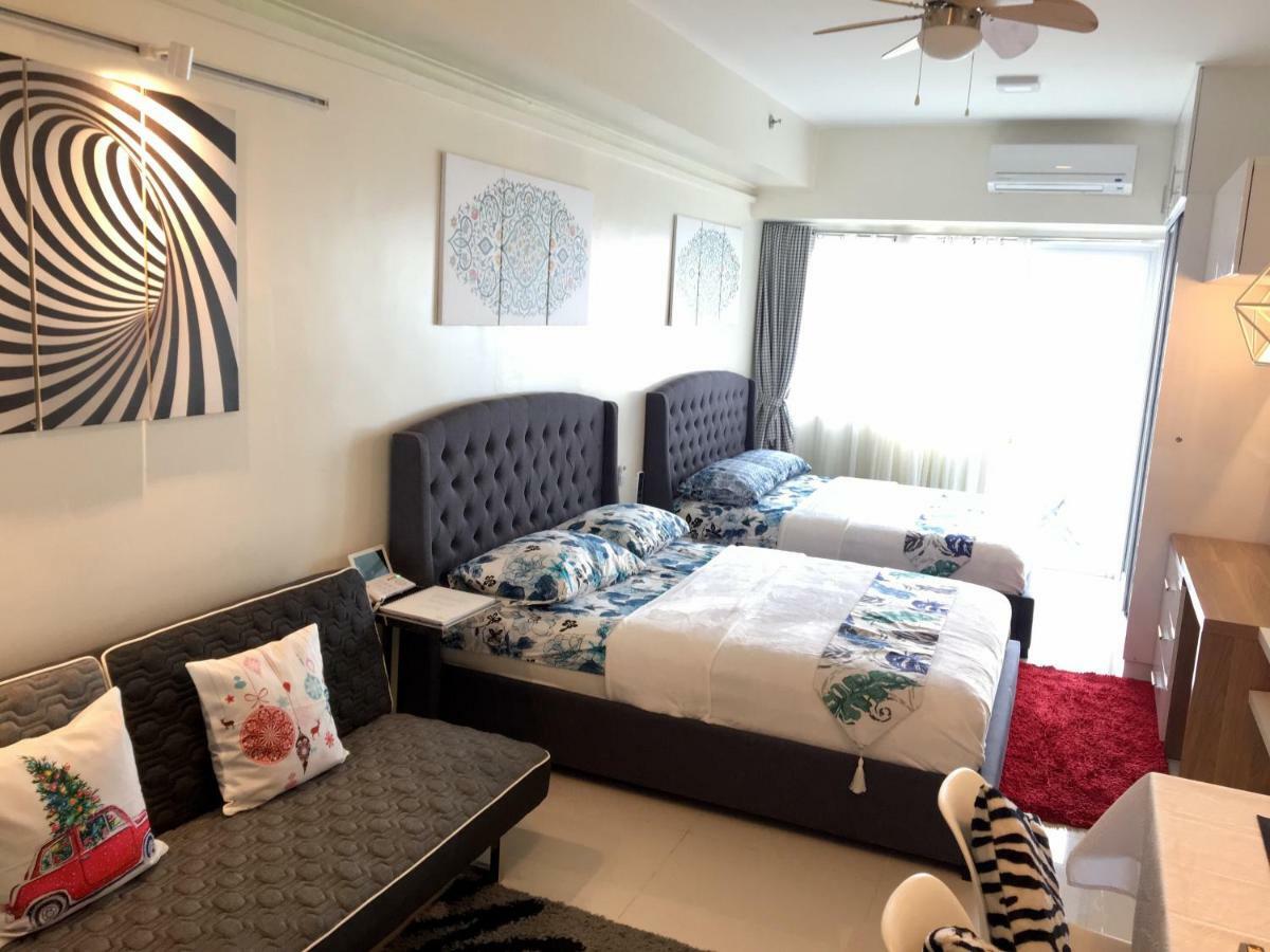 Breezy Wind 19Twentysix Appartamento Tagaytay City Esterno foto